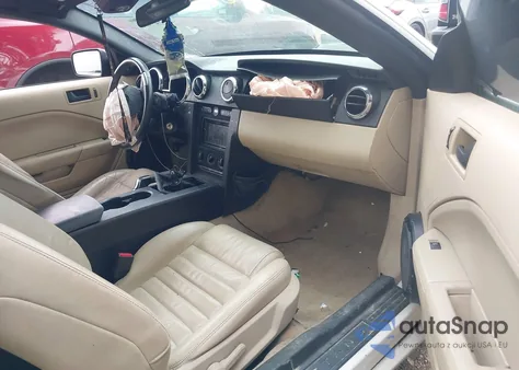 2007 Ford Mustang Gt Deluxe/Gt Premium из США, поврежденный, VIN 1ZVFT82HX75304787